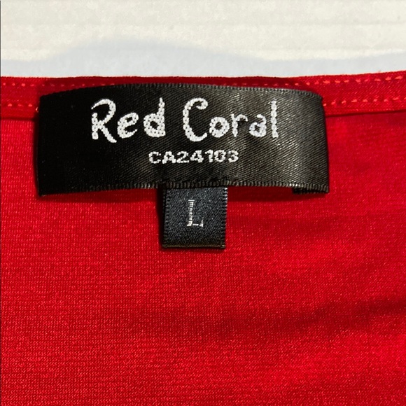 Red Coral Crimson Red Button-Down Women's Shirt with Mother of Pearl Buttons - Picture 4 of 8